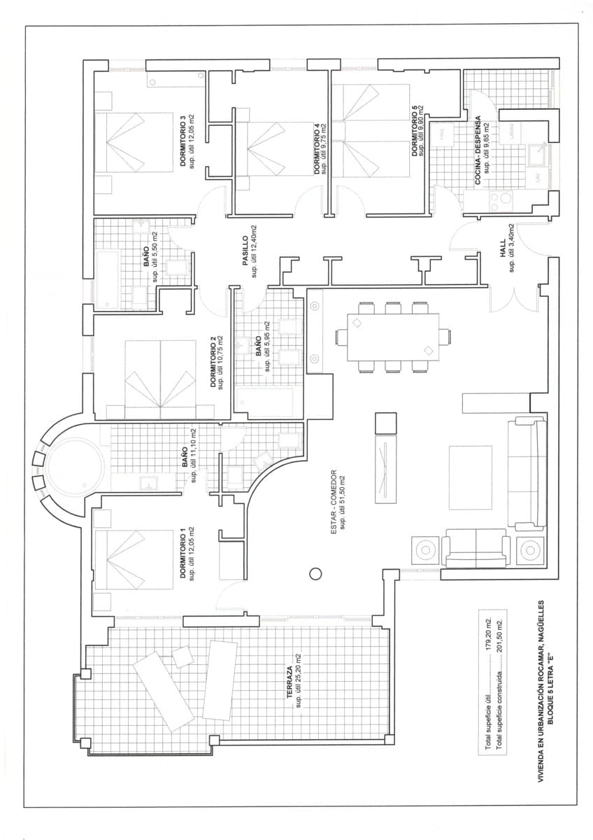 Apartamento de 5 habitaciones en Marbella en venta con piscina garaje - 740.000 € (Ref: 9439533)