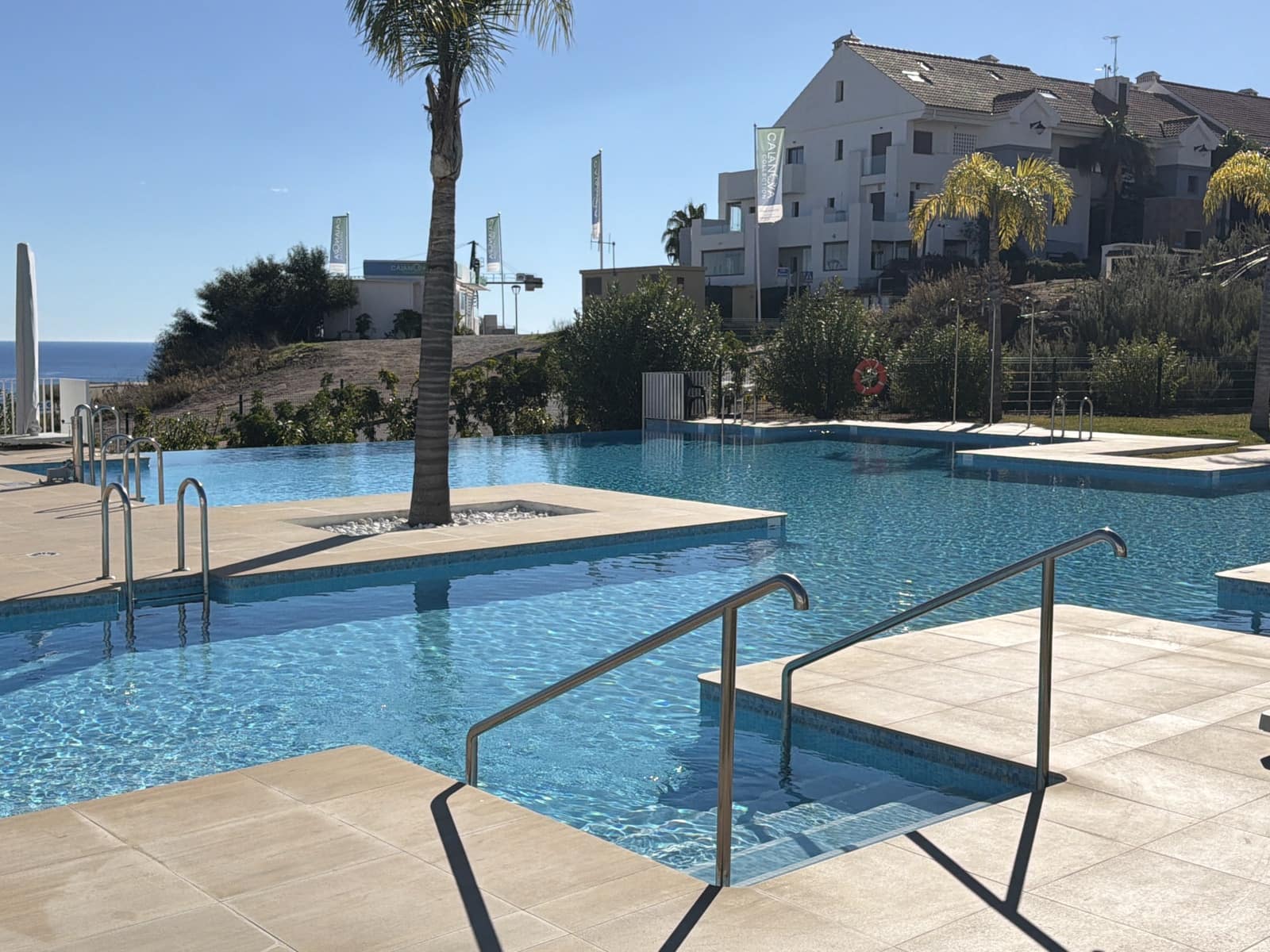 2 chambre Penthouse à vendre à La Cala de Mijas avec piscine garage - 995 000 € (Ref: 9445858)