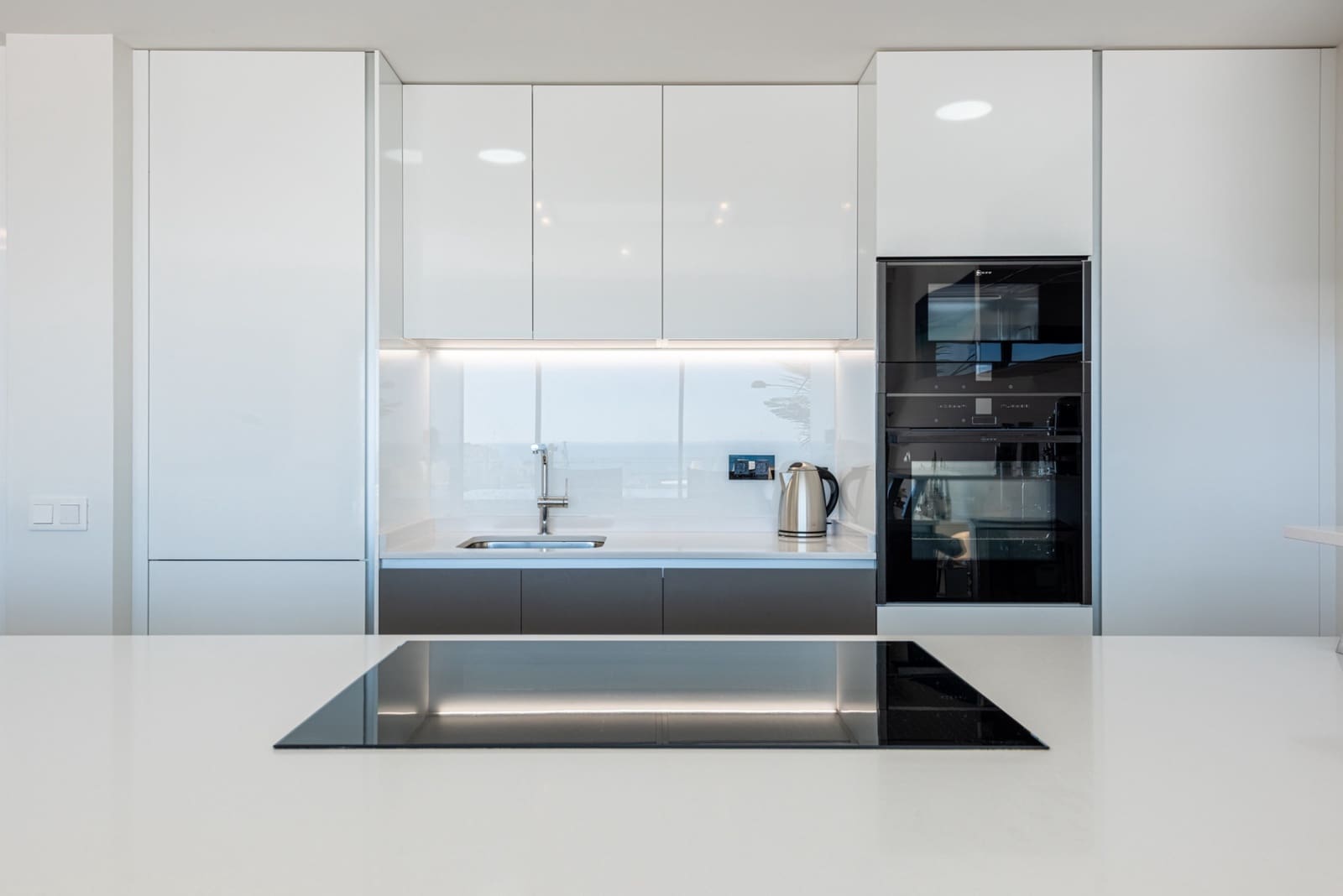 2 soverom Penthouse til salgs i La Cala de Mijas med svømmebasseng garasje - € 995 000 (Ref: 9445858)