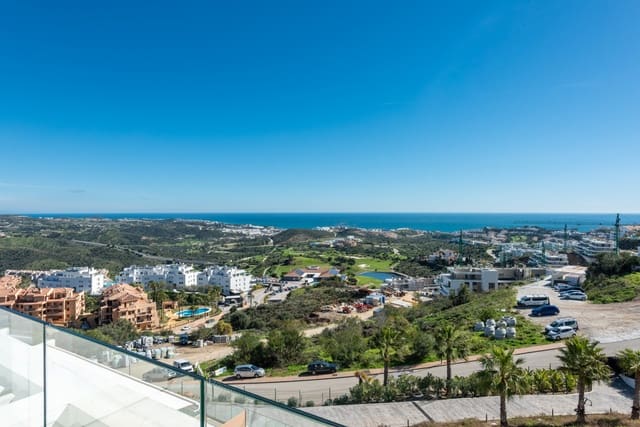 2 sypialnia Penthouse na sprzedaż w La Cala de Mijas, Mijas z basenem garażem - 995 000 € (Ref: 9445858)