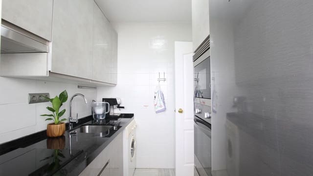 1 soverom Penthouse til salgs i Riviera del Sol, Mijas med svømmebasseng - € 295 000 (Ref: 9448849)