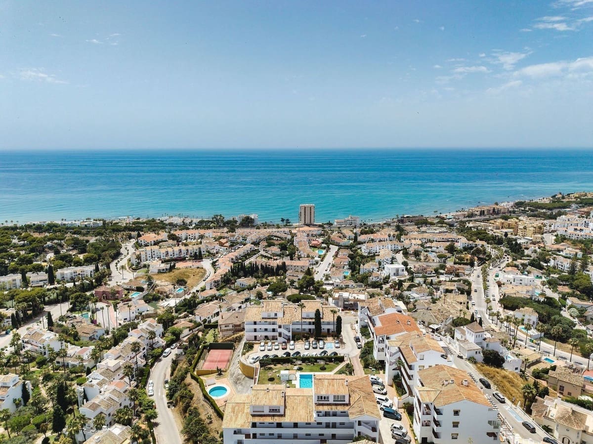 1 soverom Penthouse til salgs i Riviera del Sol med svømmebasseng - € 295 000 (Ref: 9448849)