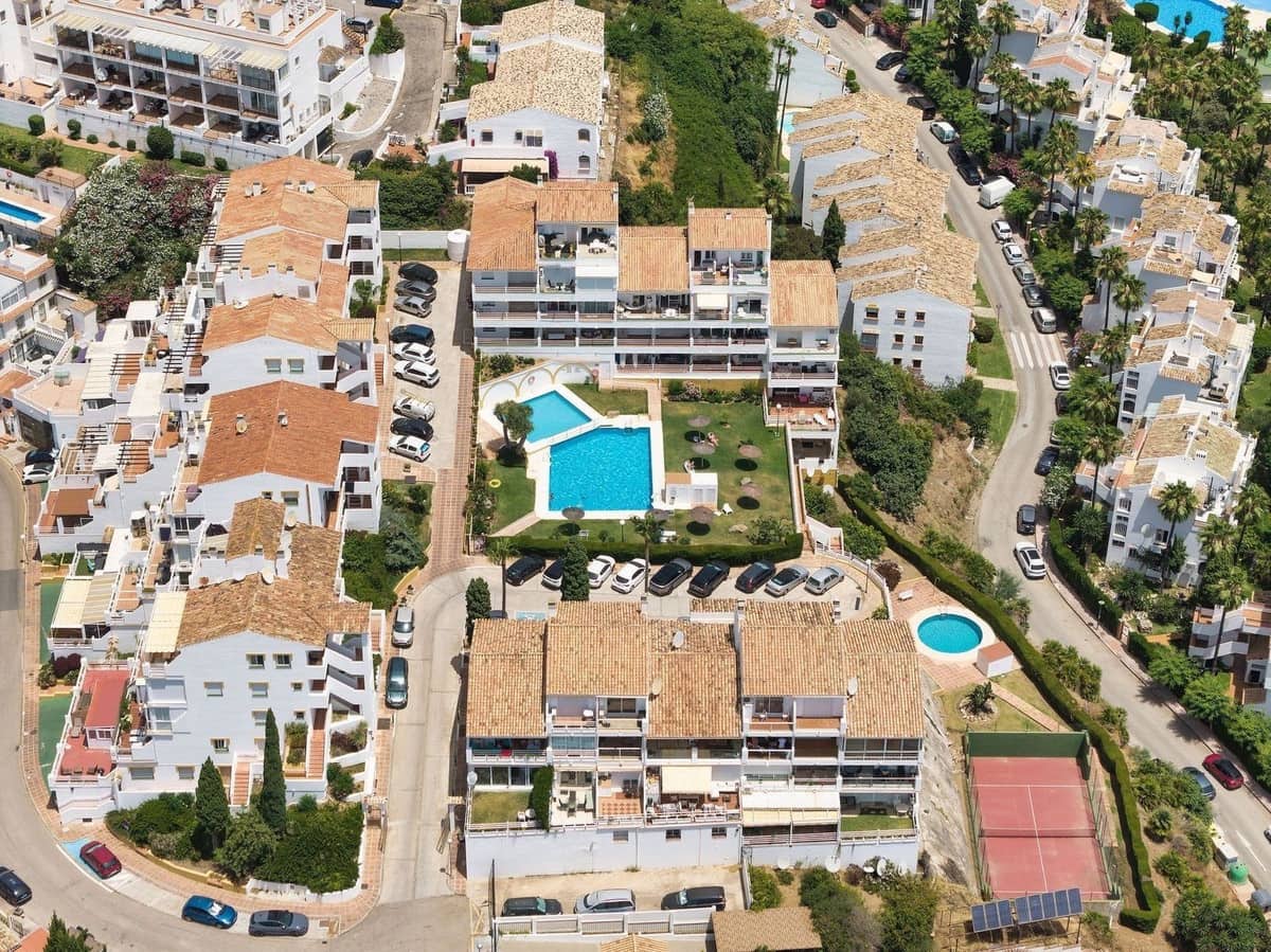 1 soverom Penthouse til salgs i Riviera del Sol med svømmebasseng - € 295 000 (Ref: 9448849)