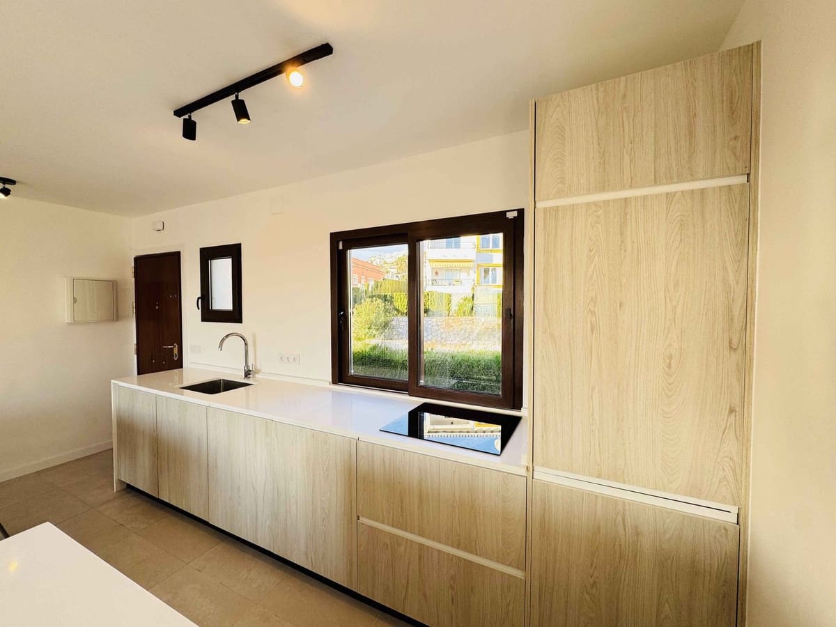 2 chambre Appartement à vendre à Riviera del Sol avec piscine garage - 395 000 € (Ref: 9448850)