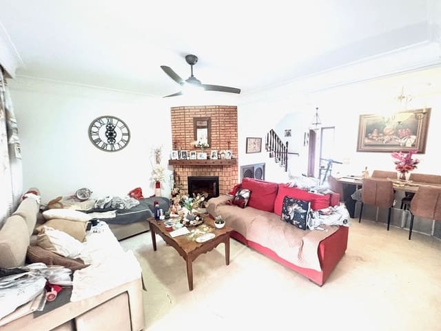 4 slaapkamer Huis te koop in San Pedro de Alcantara, Marbella met zwembad garage - € 449.000 (Ref: 9448851)