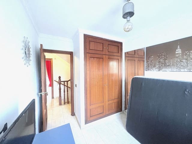 4 slaapkamer Huis te koop in San Pedro de Alcantara, Marbella met zwembad garage - € 449.000 (Ref: 9448851)