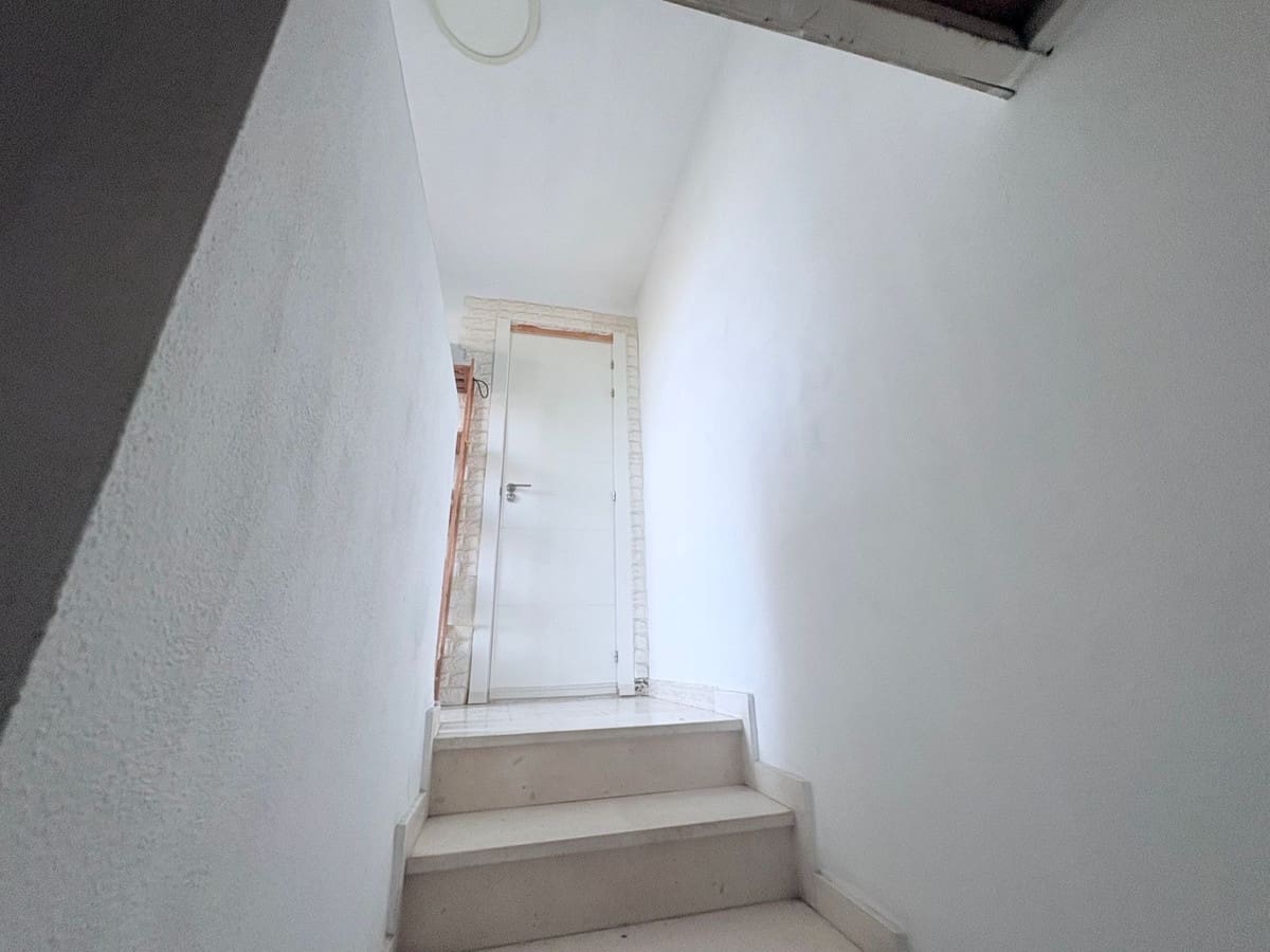 4 slaapkamer Huis te koop in San Pedro de Alcantara met zwembad garage - € 449.000 (Ref: 9448851)