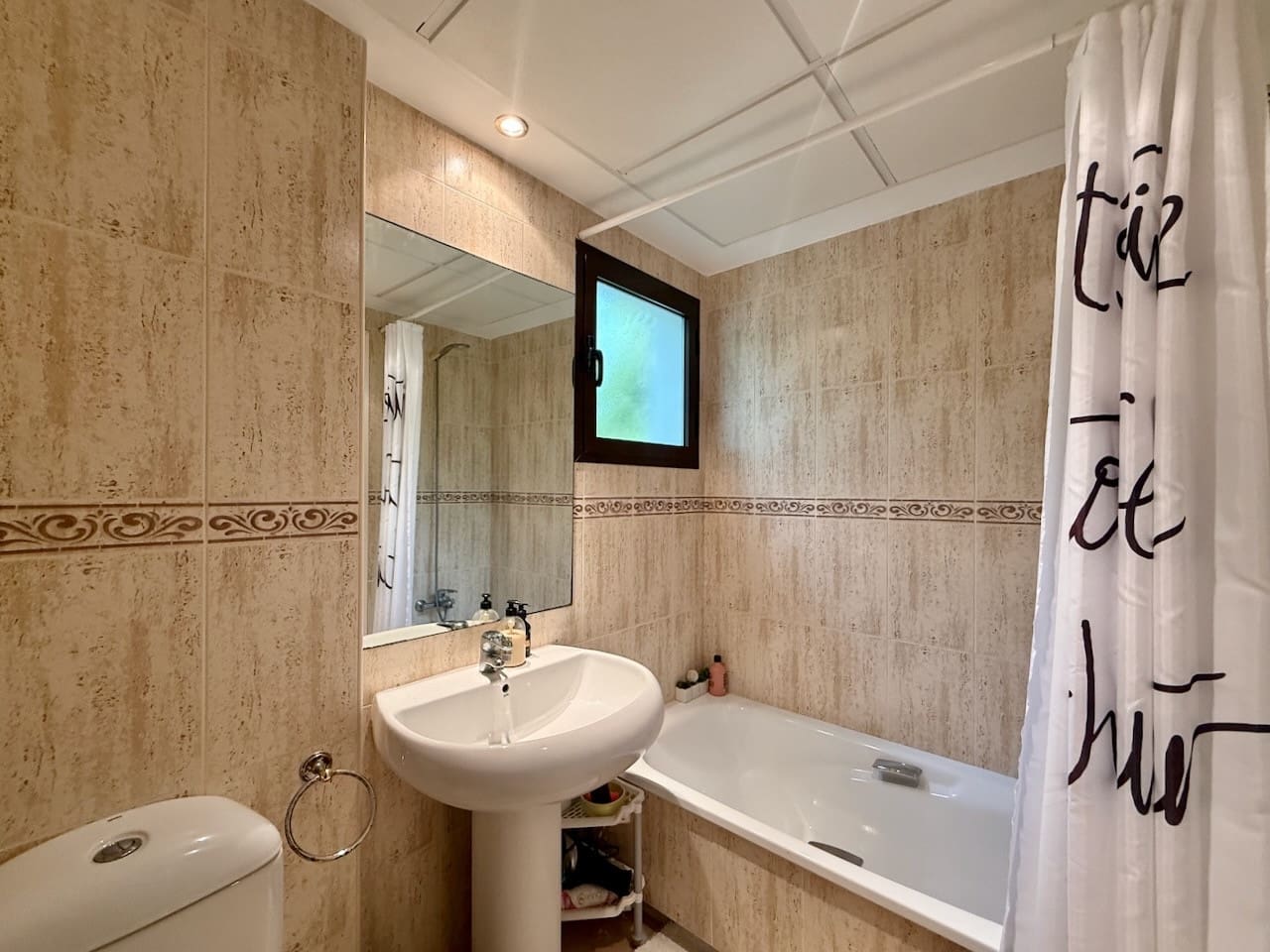 3 sypialnia Apartament na sprzedaż w La Duquesa / Puerto de la Duquesa z basenem garażem - 325 000 € (Ref: 9468148)