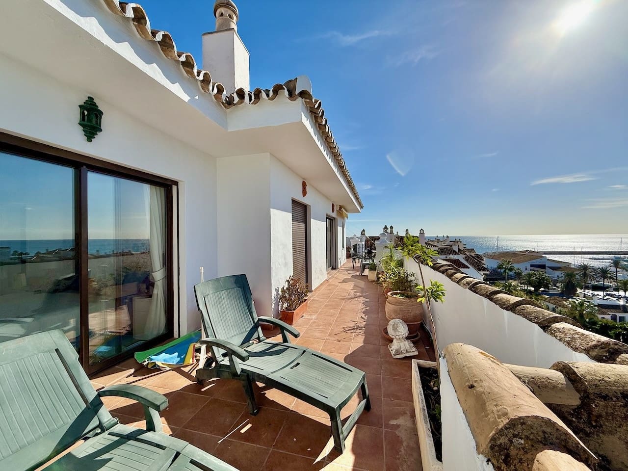 3 quarto Penthouse para venda em Manilva com piscina garagem - 690 000 € (Ref: 9468149)