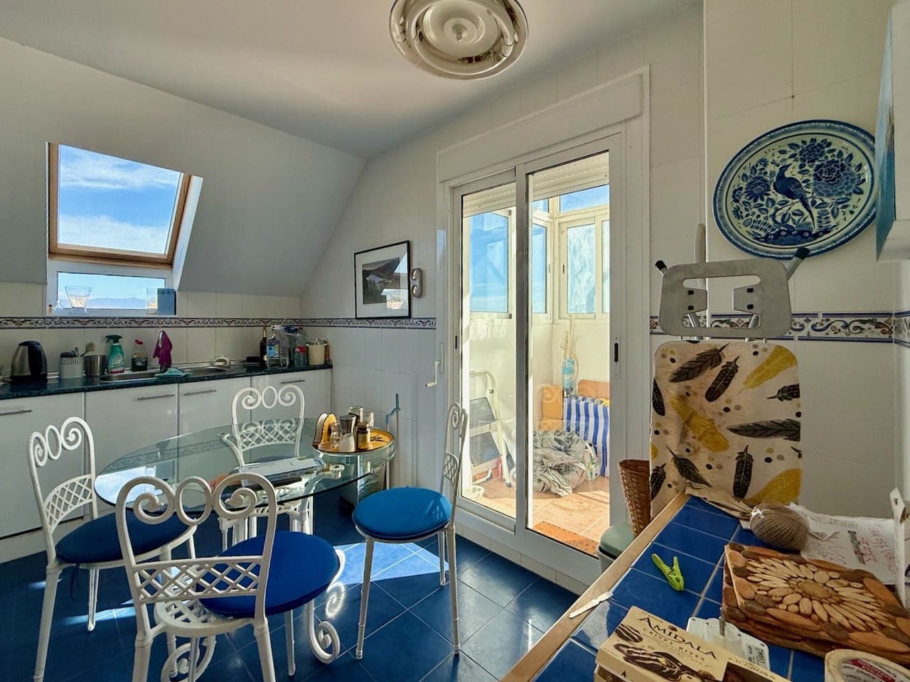 3 quarto Penthouse para venda em Manilva com piscina garagem - 690 000 € (Ref: 9468149)