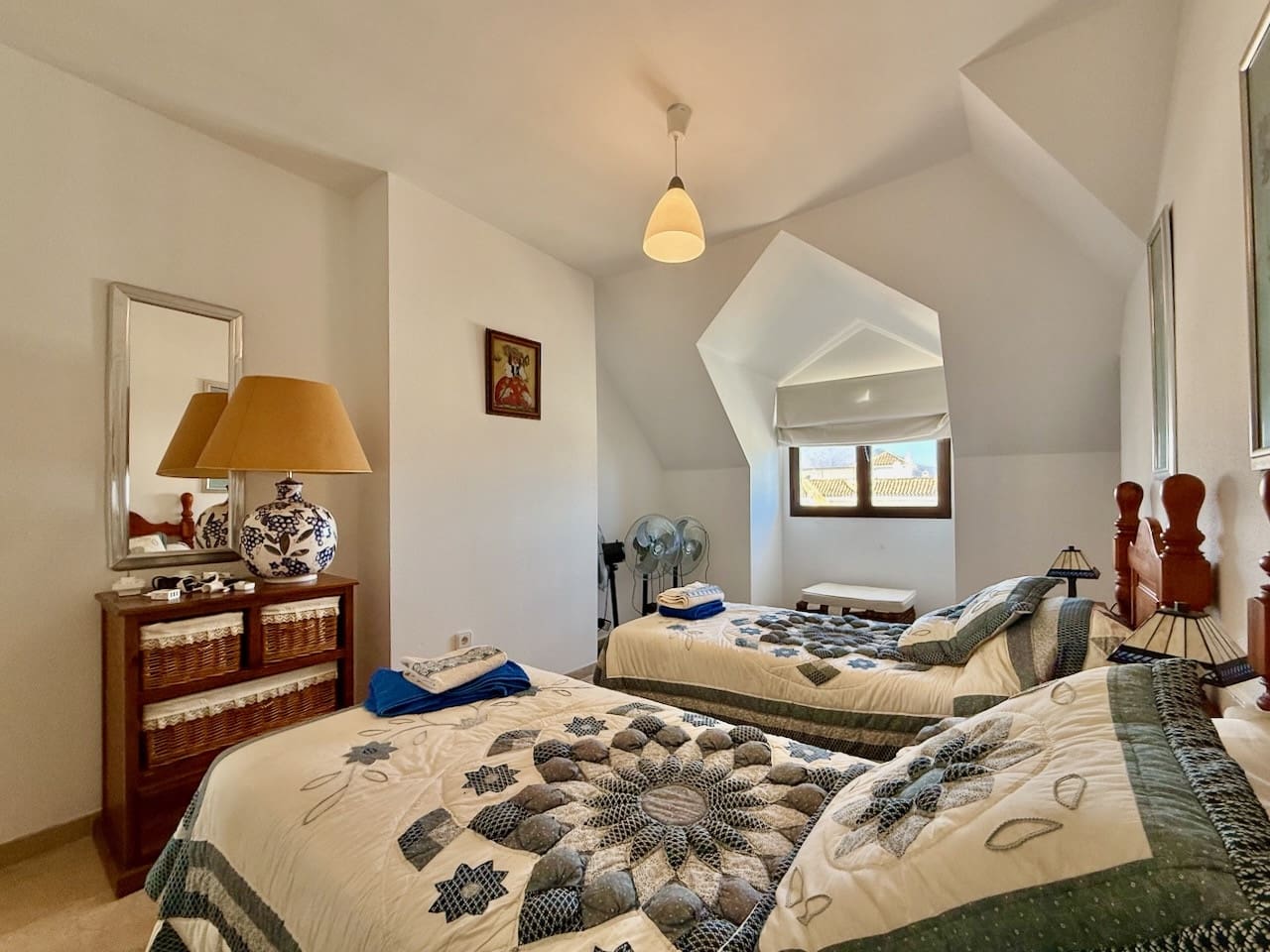 3 quarto Penthouse para venda em Manilva com piscina garagem - 690 000 € (Ref: 9468149)