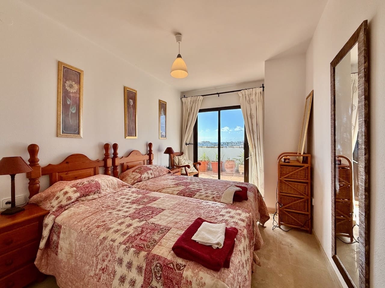 3 quarto Penthouse para venda em Manilva com piscina garagem - 690 000 € (Ref: 9468149)