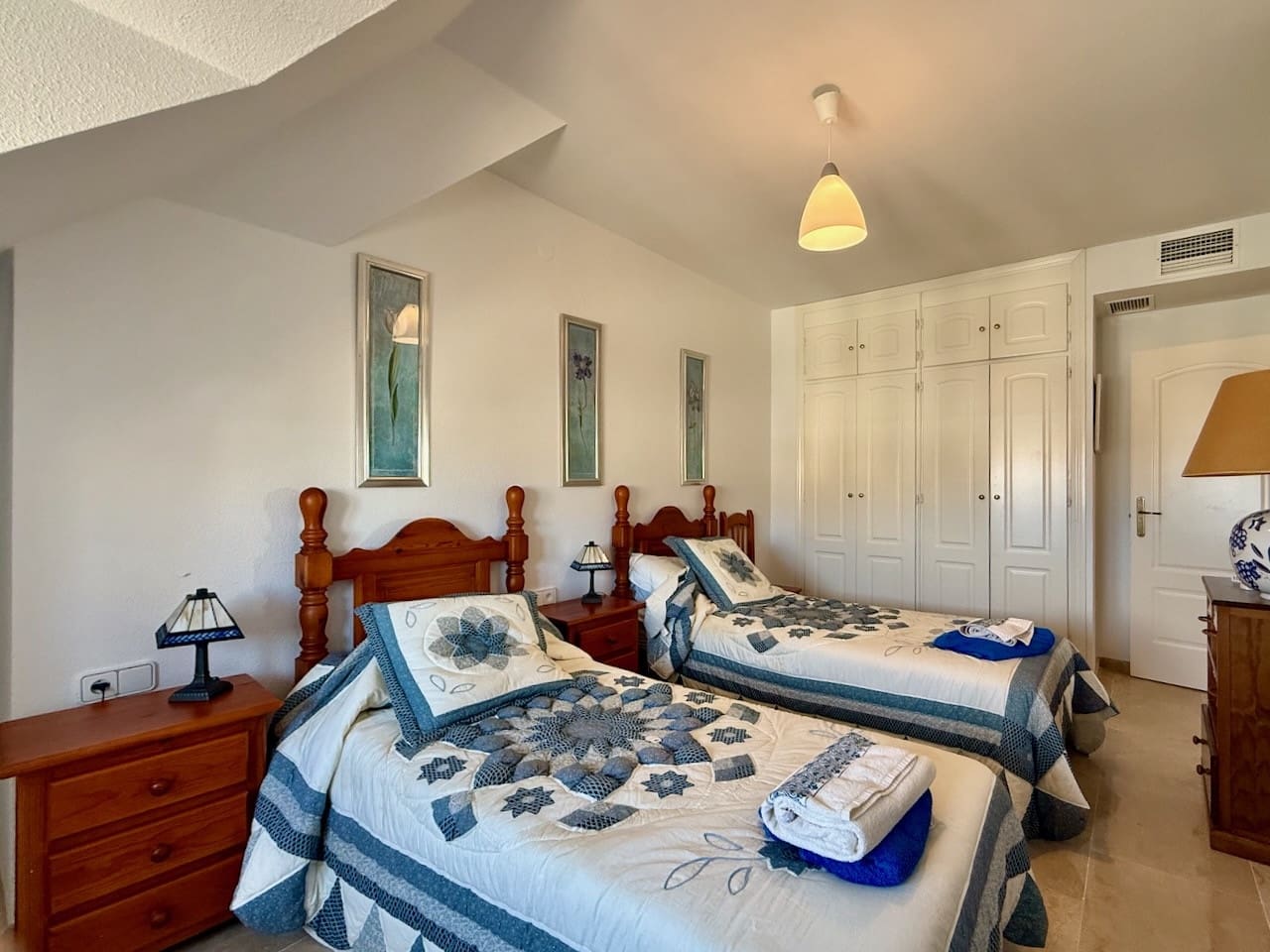 3 quarto Penthouse para venda em Manilva com piscina garagem - 690 000 € (Ref: 9468149)