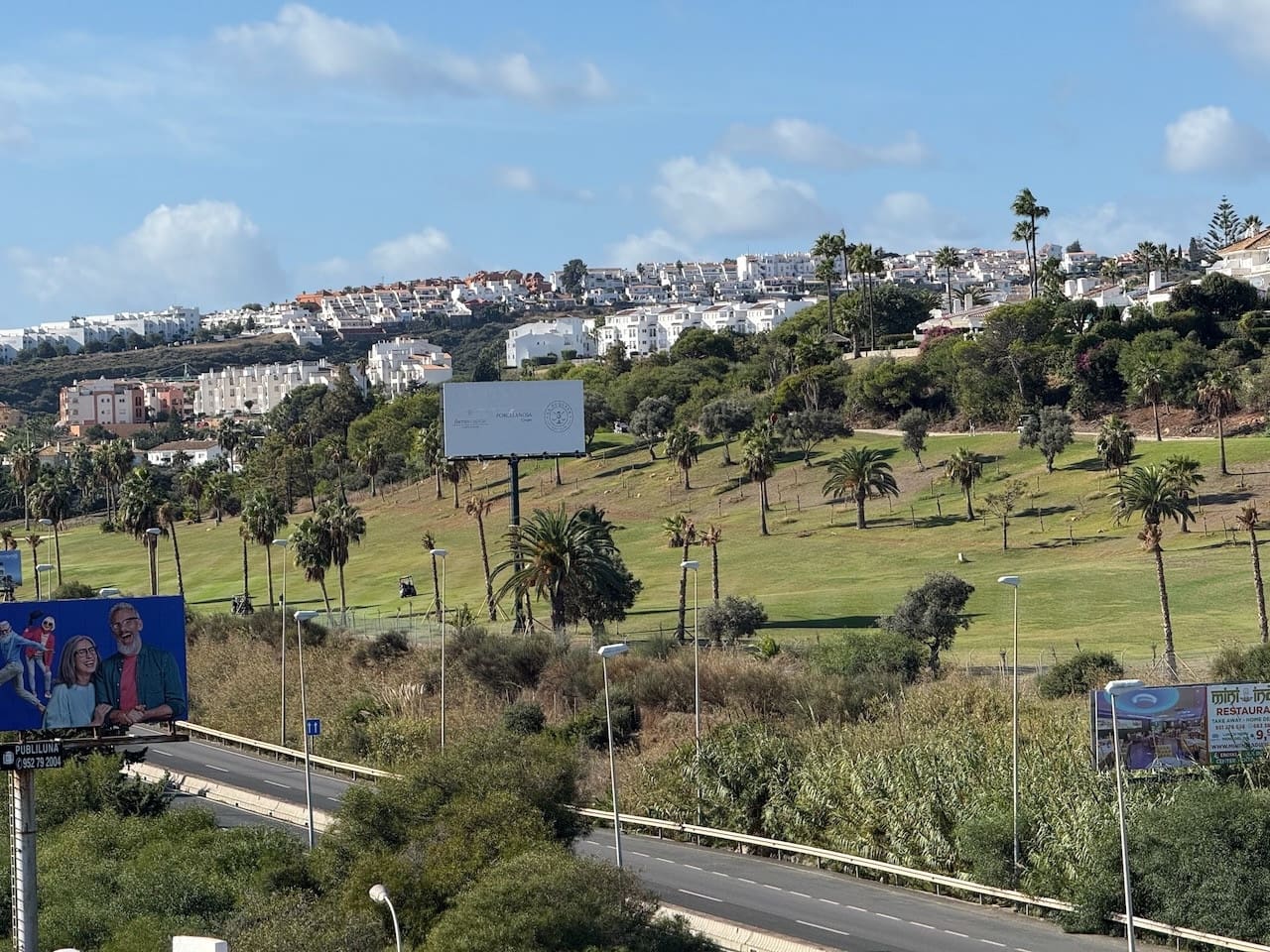 3 quarto Penthouse para venda em Manilva com piscina garagem - 690 000 € (Ref: 9468149)