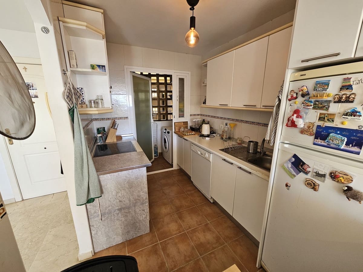 2 makuuhuone Huoneisto myytävänä paikassa Riviera del Sol mukana uima-altaan 
autotalli - 285 000 € (Ref: 9470492)