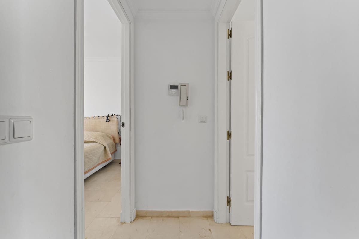 2 bedroom Apartment for sale in Mijas with pool garage - € 349,000 (Ref: 9470493)