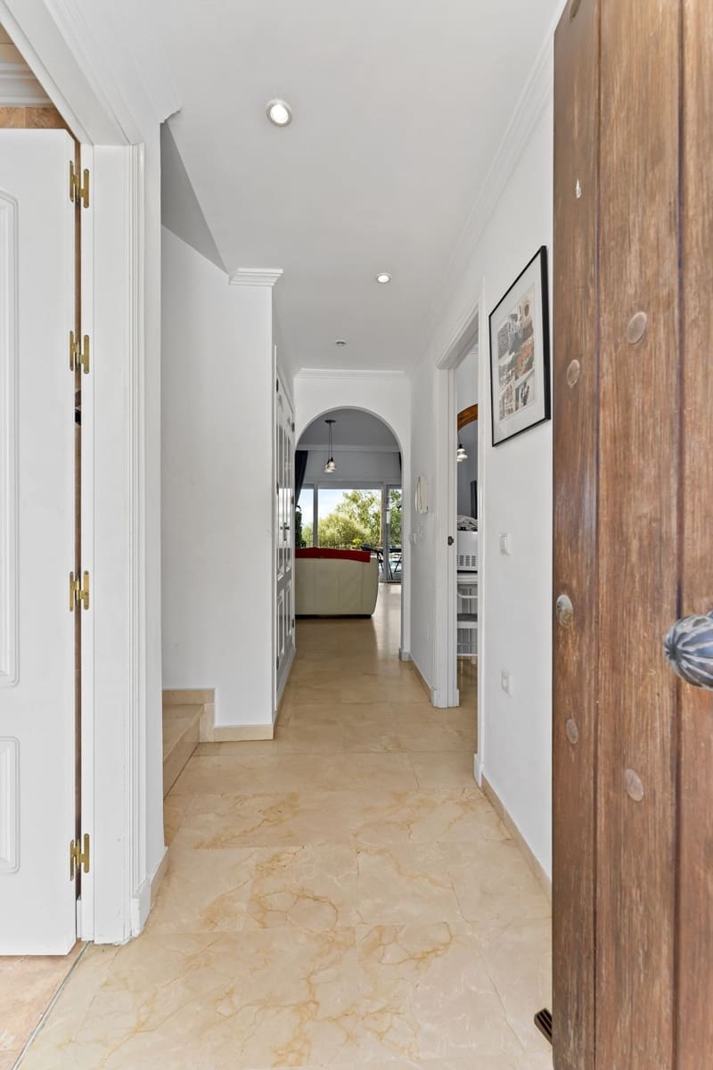 2 bedroom Apartment for sale in Mijas with pool garage - € 349,000 (Ref: 9470493)