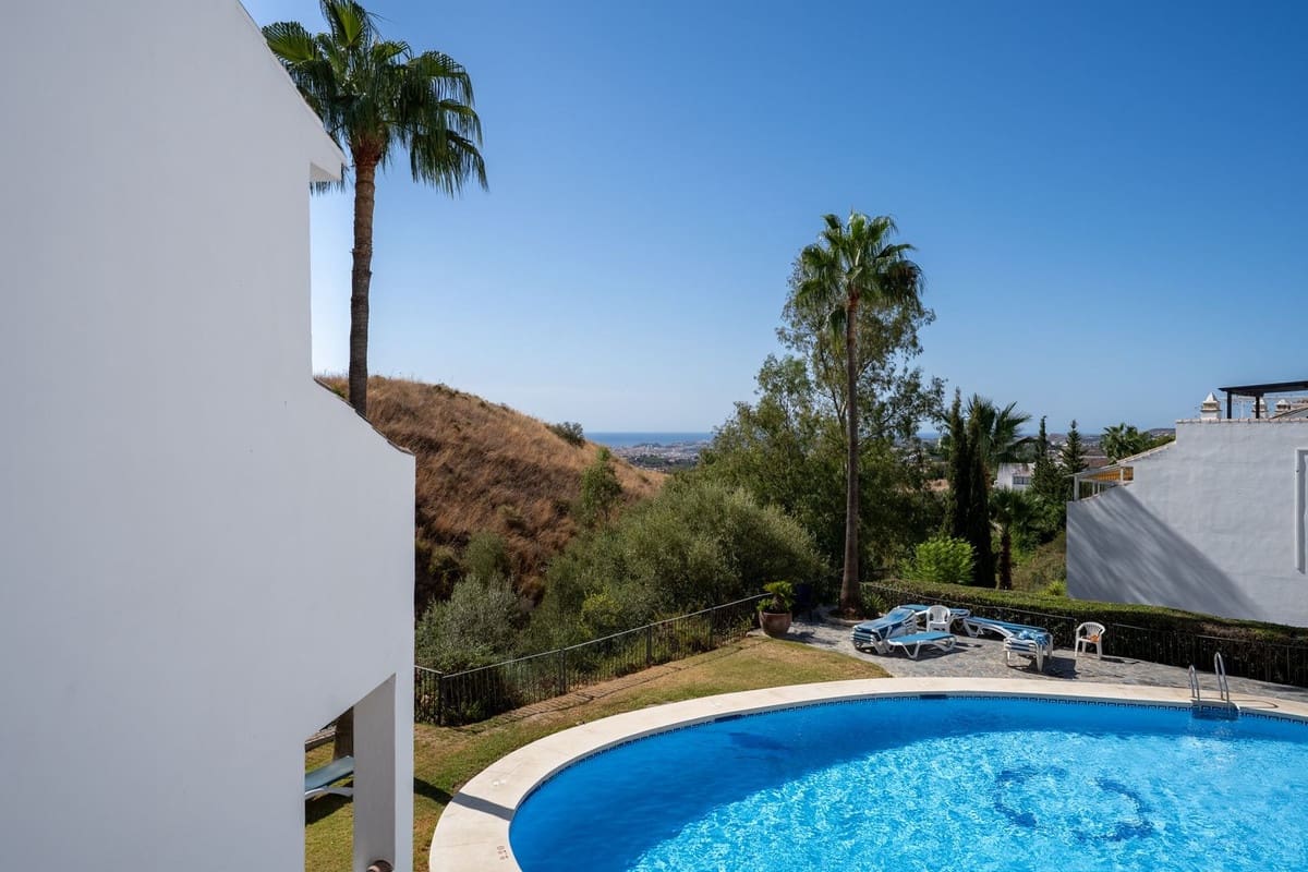 2 bedroom Apartment for sale in Mijas with pool garage - € 349,000 (Ref: 9470493)