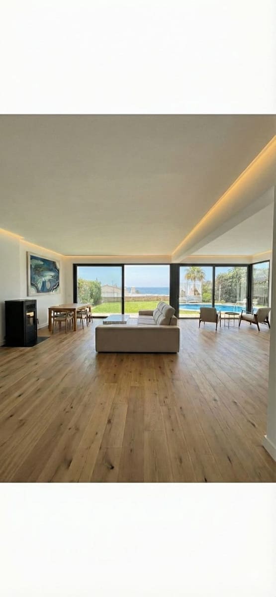 2 bedroom Villa for sale in Benalmadena with pool garage - € 820,000 (Ref: 9491097)