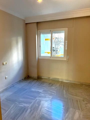 2 soverom Leilighet til salgs i Nueva Andalucia, Marbella med svømmebasseng garasje - € 379 500 (Ref: 9491099)