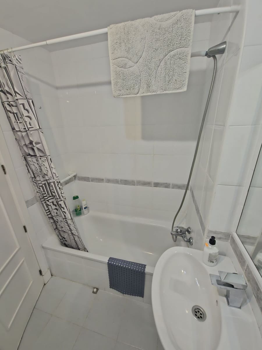 2 bedroom Apartment for sale in Miraflores with pool garage - € 249,000 (Ref: 9496888)