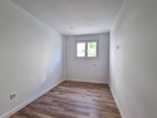 3 soverom Leilighet til salgs i Torreblanca, Fuengirola med garasje - € 430 000 (Ref: 9503882)
