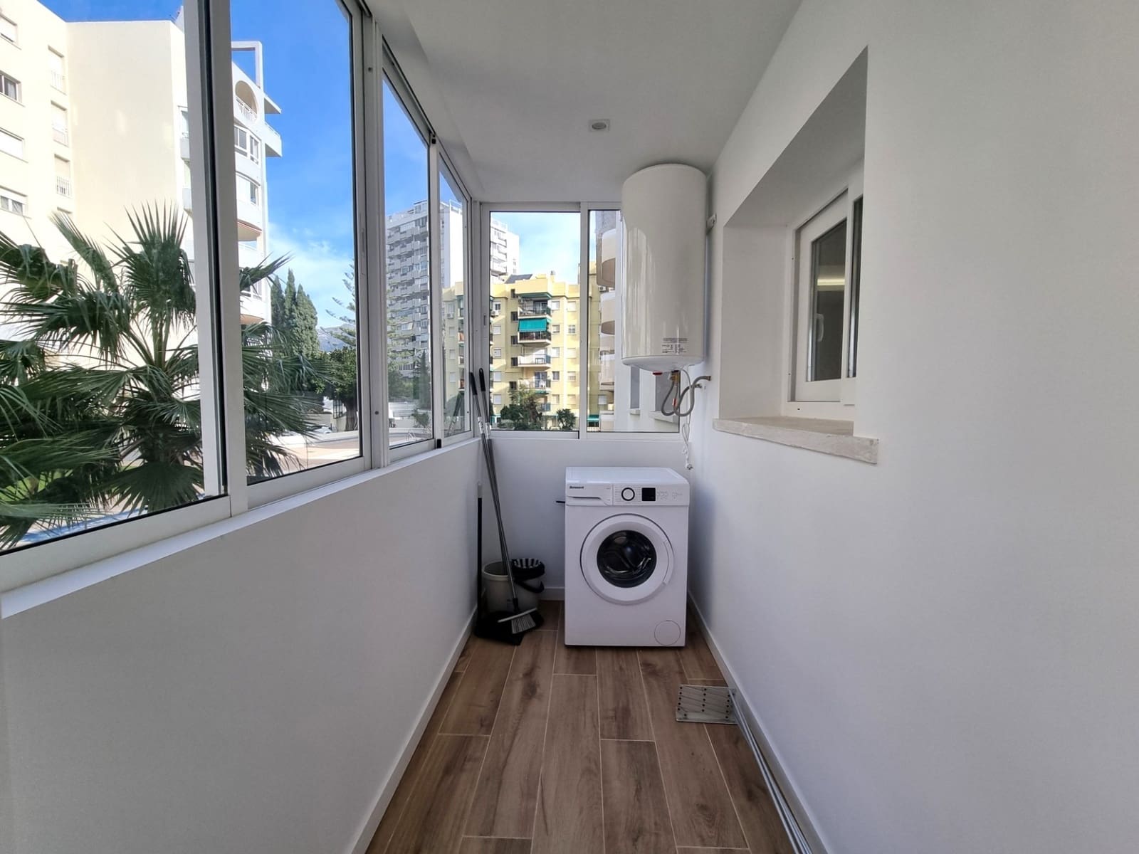 3 Zimmer Apartment zu verkaufen in Fuengirola mit Garage - 430.000 € (Ref: 9503882)