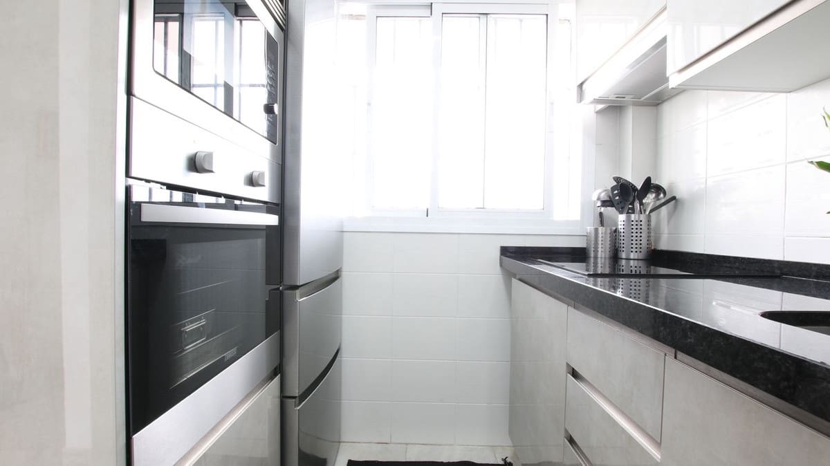 Ático de 1 habitación en Riviera del Sol en venta con piscina garaje - 295.000 € (Ref: 9513131)