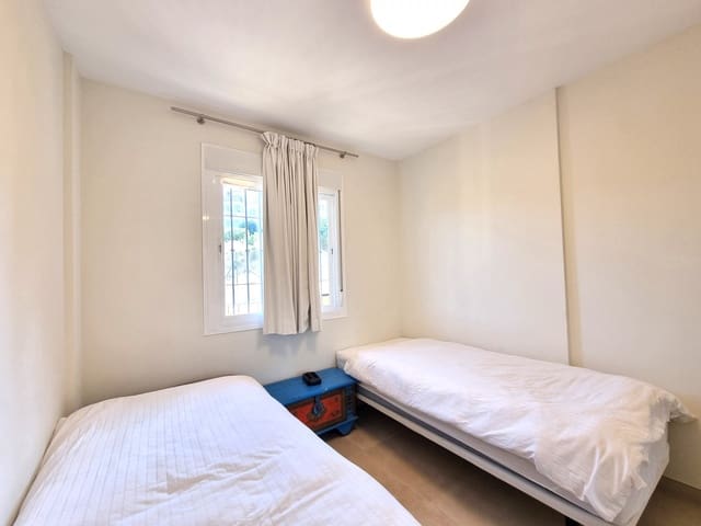 2 soverom Leilighet til salgs i El Chaparral, Mijas med svømmebasseng garasje - € 299 000 (Ref: 9523989)