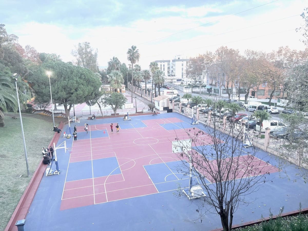 Apartamento de 3 habitaciones en San Pedro de Alcantara en venta - 349.000 € (Ref: 9526160)