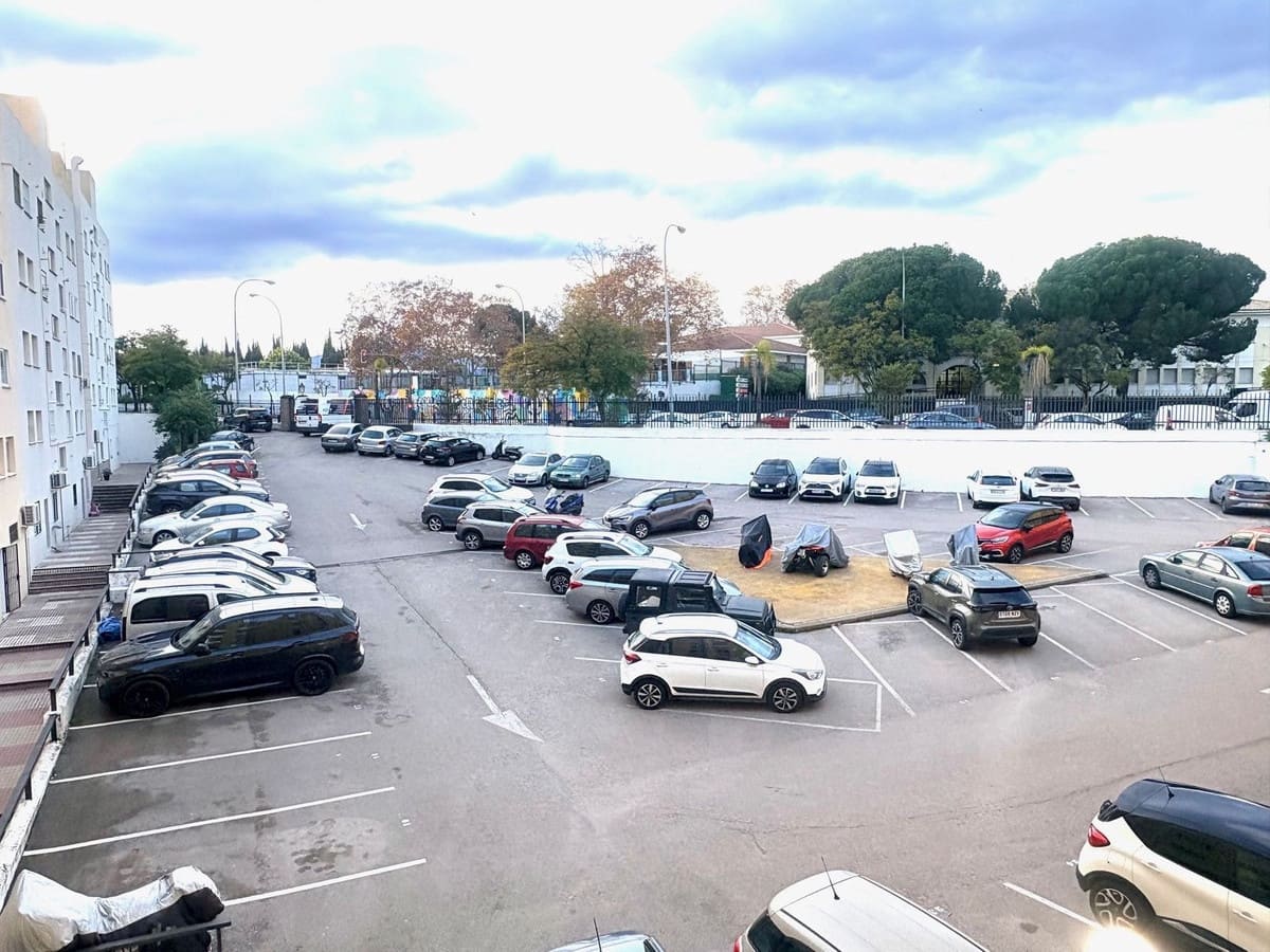 Apartamento de 3 habitaciones en San Pedro de Alcantara en venta - 349.000 € (Ref: 9526160)