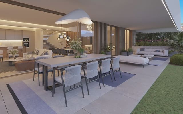 Pareado de 4 habitaciones en Estepona en venta con piscina garaje - 1.580.000 € (Ref: 9530366)
