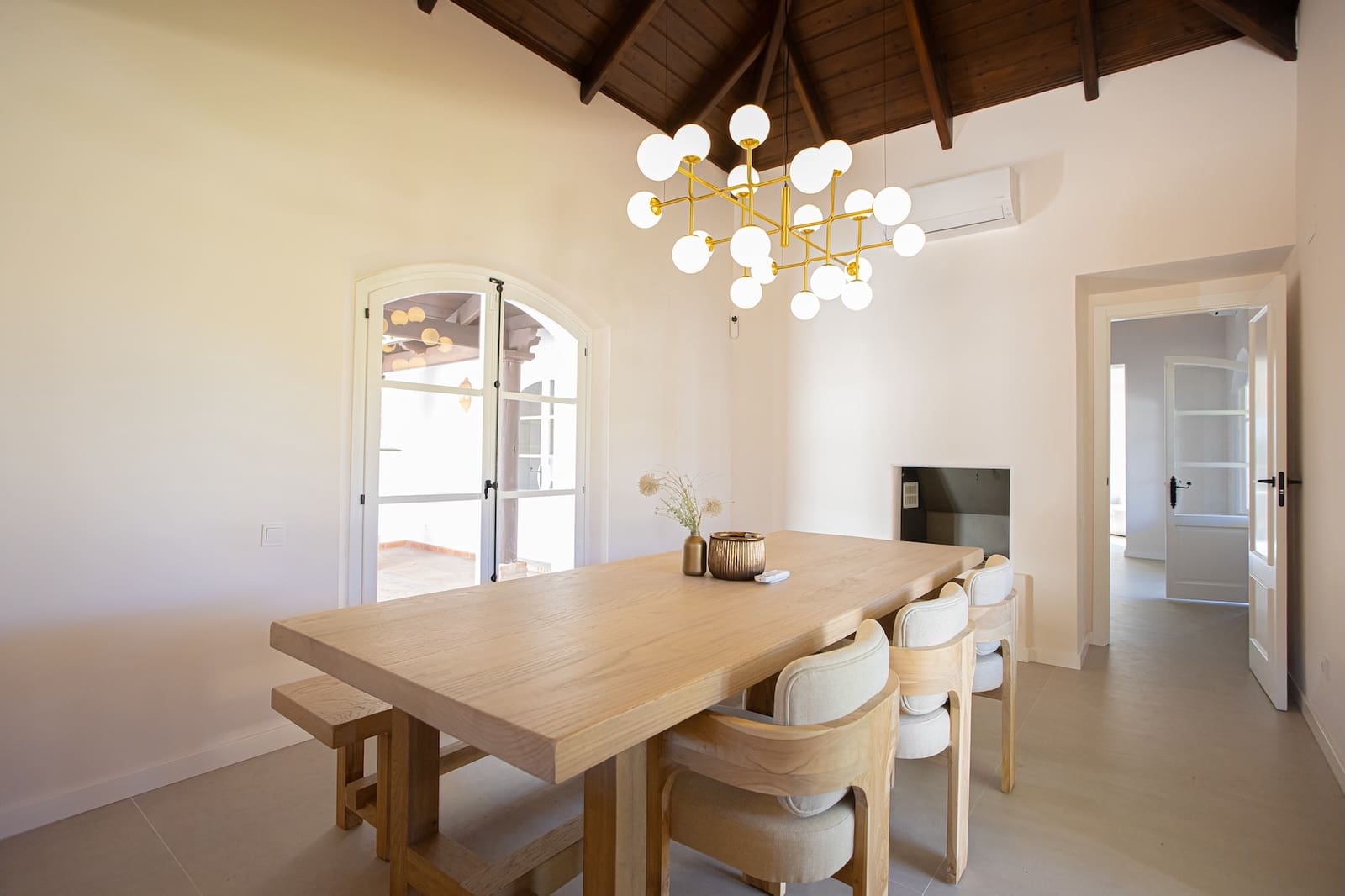 4 soveværelse Villa til salg i El Paraiso med swimmingpool garage - € 2.495.000 (Ref: 9533240)