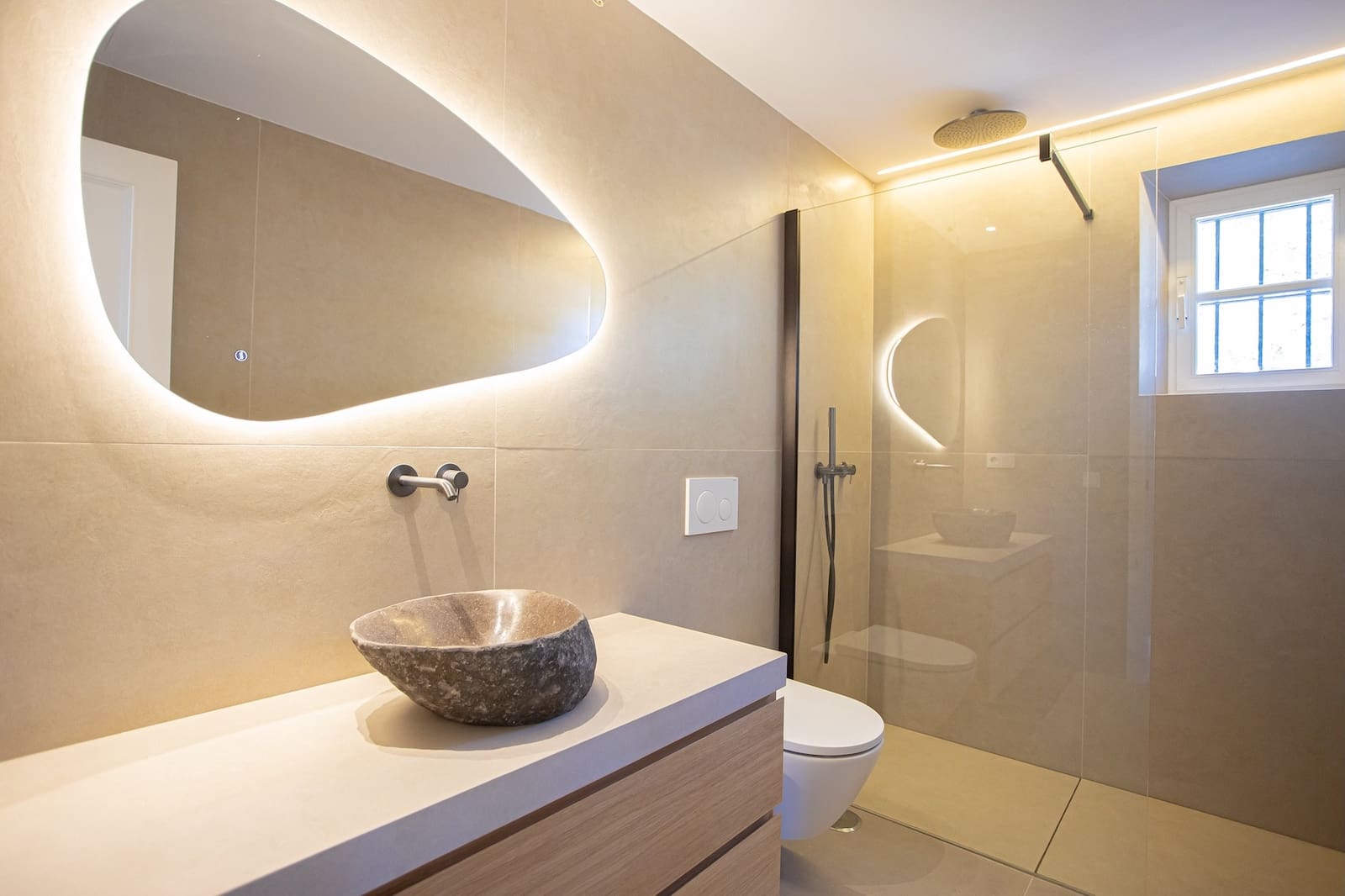 4 soveværelse Villa til salg i El Paraiso med swimmingpool garage - € 2.495.000 (Ref: 9533240)