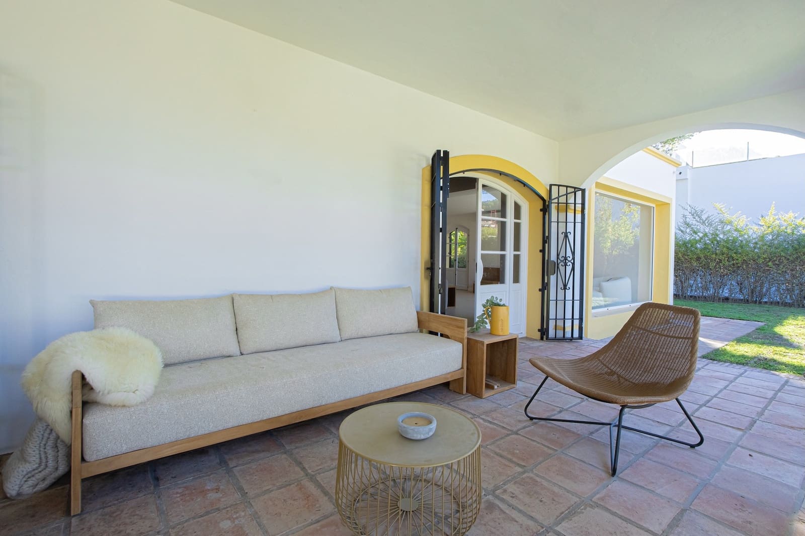 4 soveværelse Villa til salg i El Paraiso med swimmingpool garage - € 2.495.000 (Ref: 9533240)