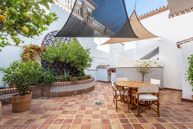3 soveværelse Semi-Rækkehus til salg i Mijas pueblo, Mijas med garage - € 995.000 (Ref: 9533242)