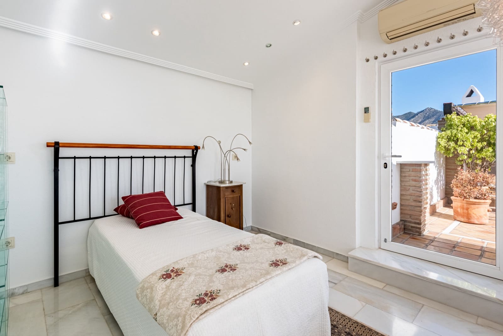 3 chambre Villa/Maison Semi-Mitoyenne à vendre à Mijas avec garage - 995 000 € (Ref: 9533242)