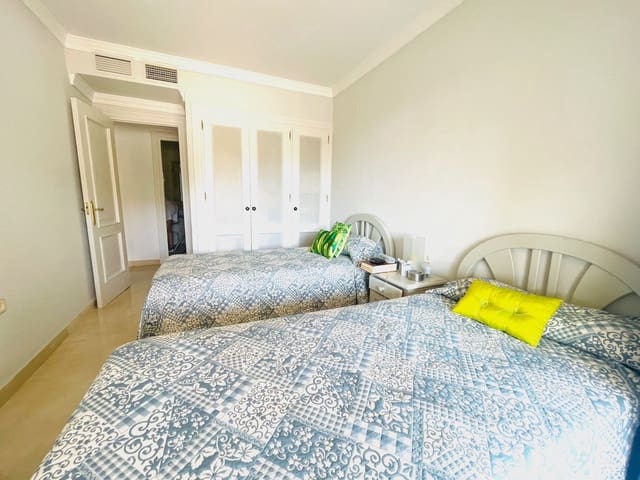 2 soverom Leilighet til salgs i La Quinta, Benahavís med svømmebasseng garasje - € 365 000 (Ref: 9533243)