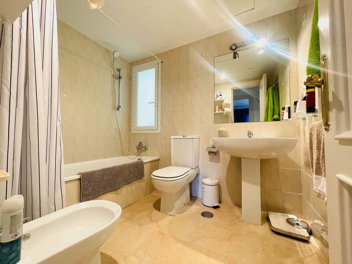 2 soverom Leilighet til salgs i La Quinta med svømmebasseng garasje - € 365 000 (Ref: 9533243)