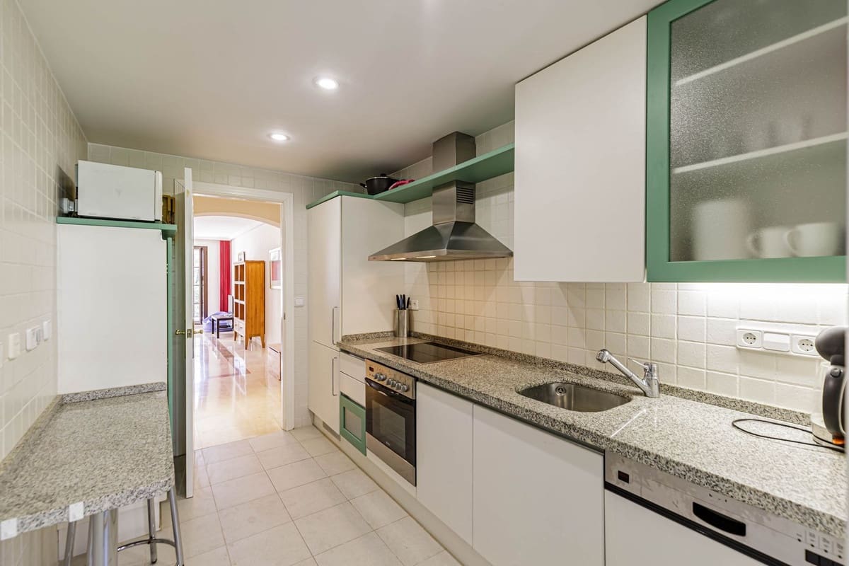 2 quarto Penthouse para venda em Los Arqueros com piscina garagem - 449 000 € (Ref: 9533244)