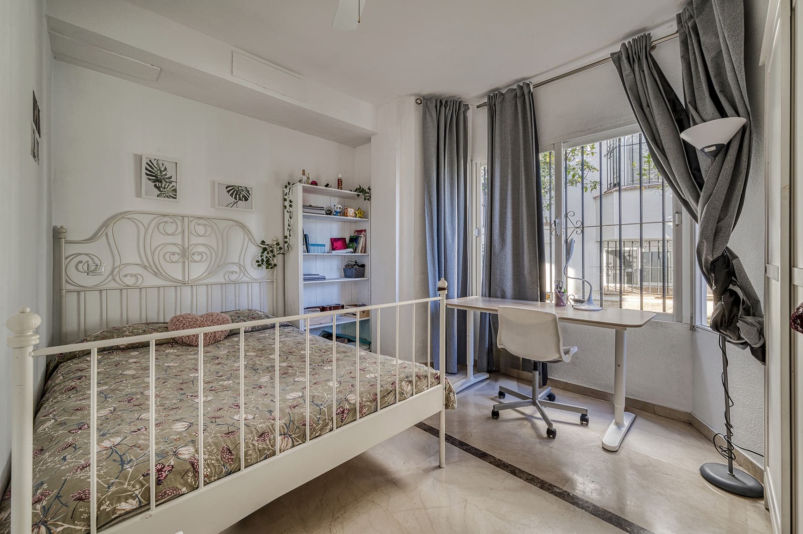 5 bedroom Apartment for sale in Marbella with pool garage - € 799,000 (Ref: 9535548)