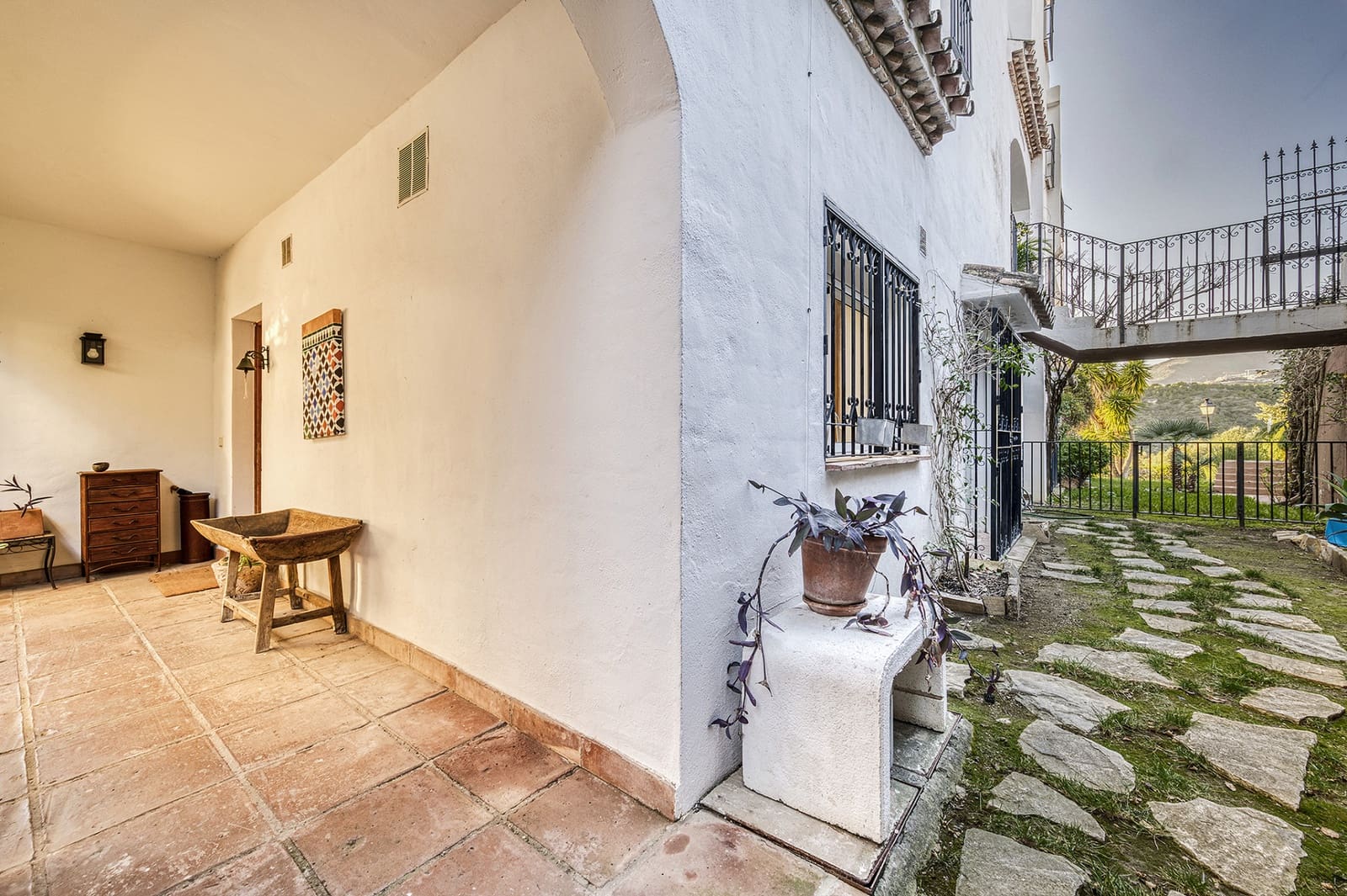 5 bedroom Apartment for sale in Marbella with pool garage - € 799,000 (Ref: 9535548)