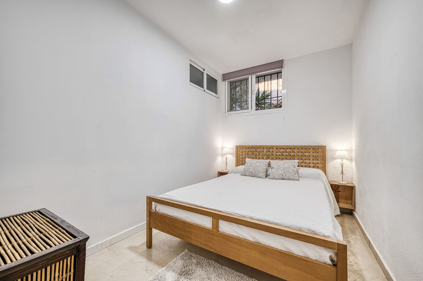 5 bedroom Apartment for sale in Marbella with pool garage - € 799,000 (Ref: 9535548)