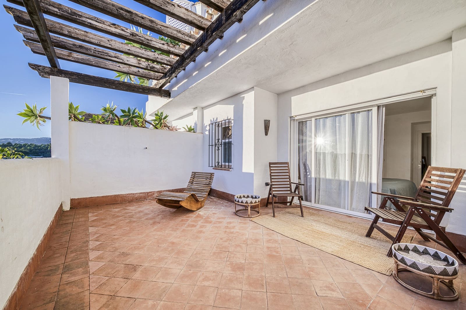 5 bedroom Apartment for sale in Marbella with pool garage - € 799,000 (Ref: 9535548)