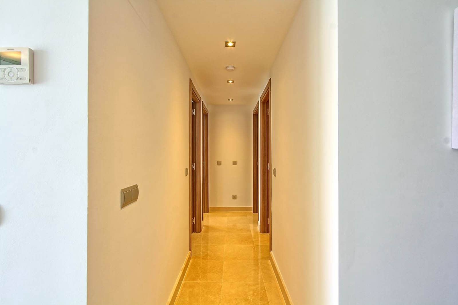 3 chambre Appartement à vendre à San Pedro de Alcantara avec piscine garage - 649 000 € (Ref: 9543092)