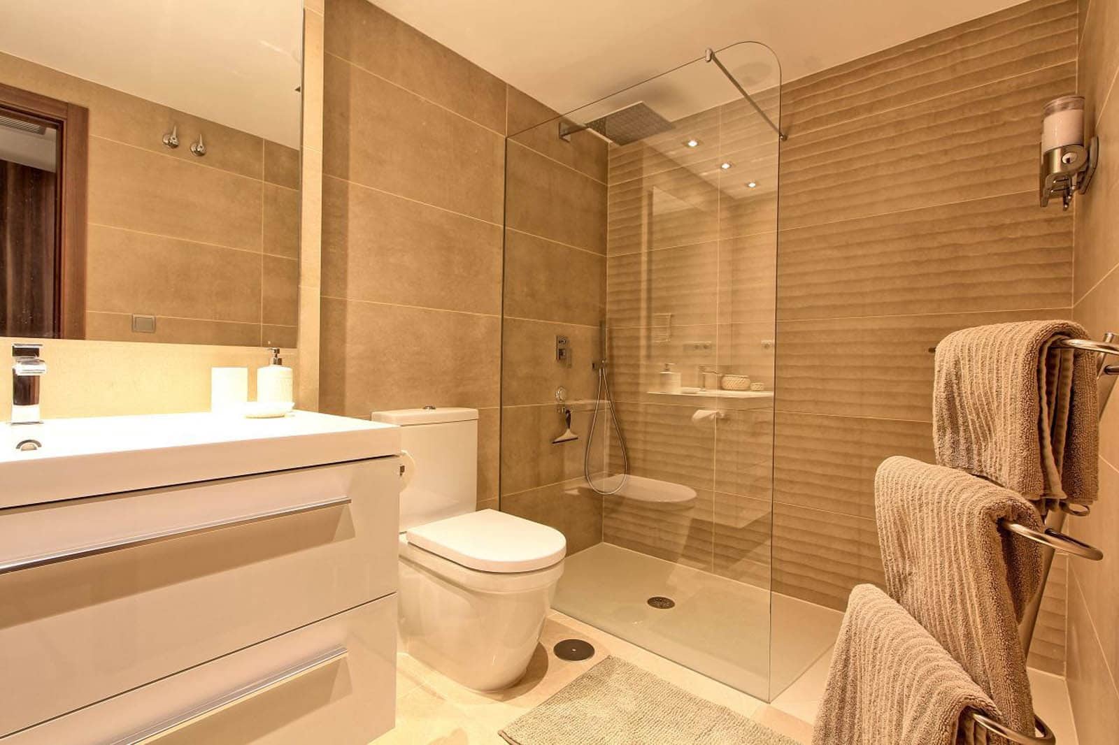 3 chambre Appartement à vendre à San Pedro de Alcantara avec piscine garage - 649 000 € (Ref: 9543092)