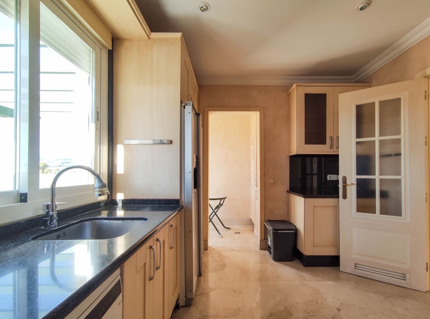 3 sovrum Takvåning till salu i Marbella med pool garage - 1 085 000 € (Ref: 9543097)