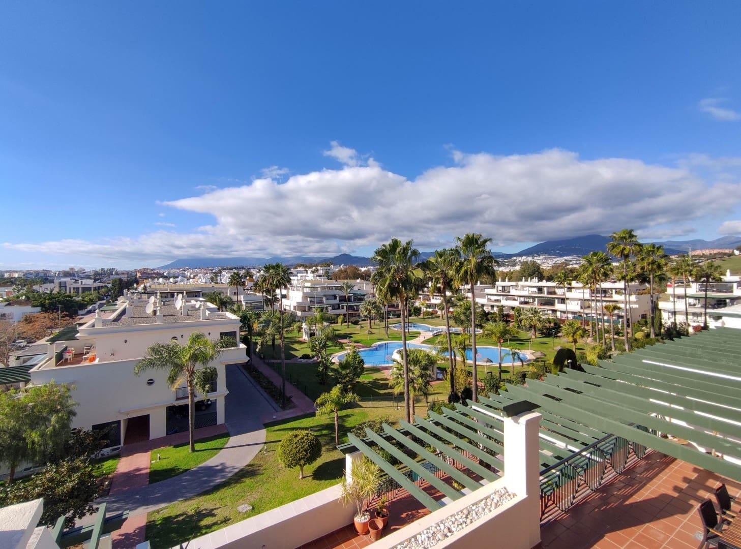 3 sovrum Takvåning till salu i Marbella med pool garage - 1 085 000 € (Ref: 9543097)