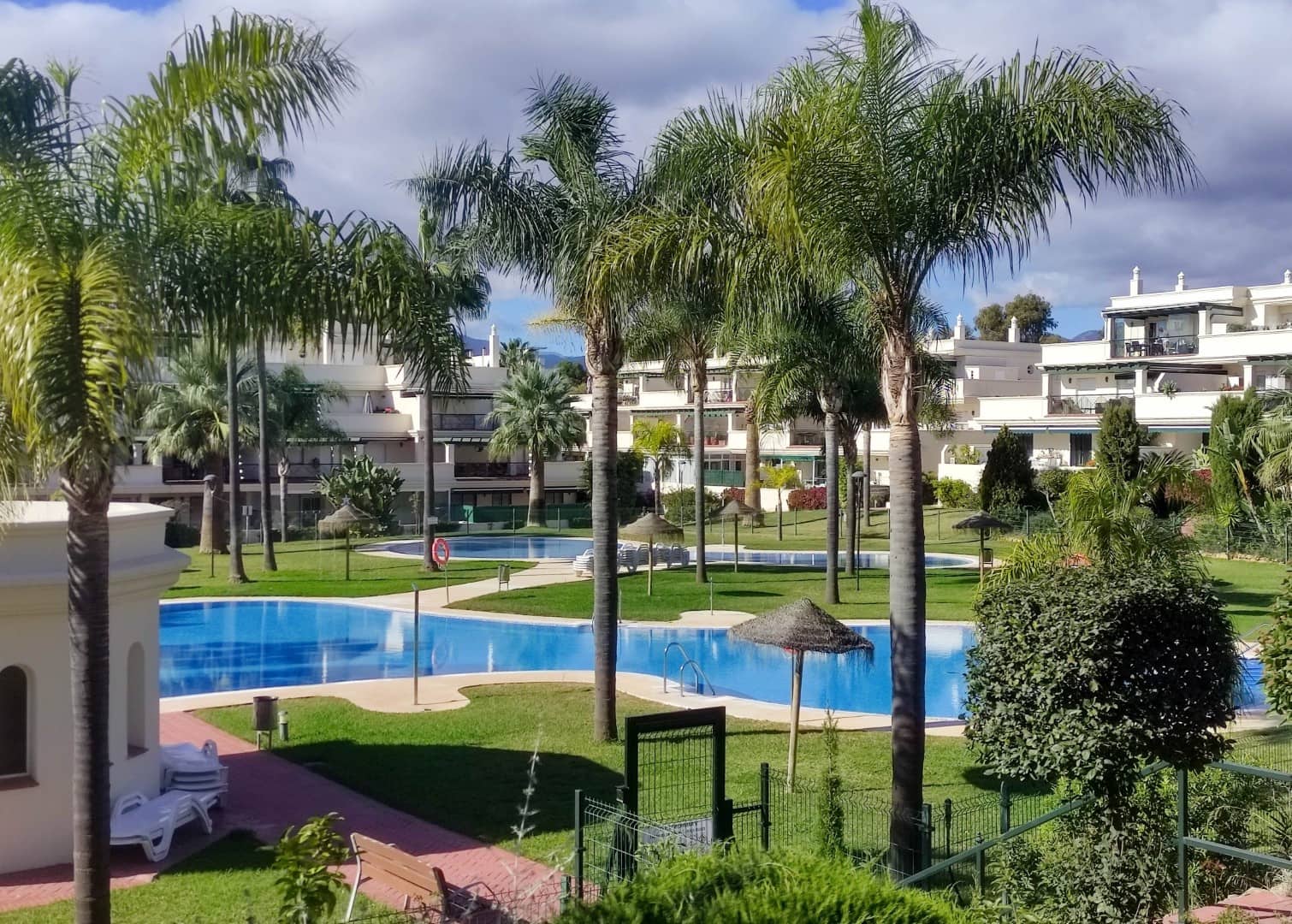 3 sovrum Takvåning till salu i Marbella med pool garage - 1 085 000 € (Ref: 9543097)