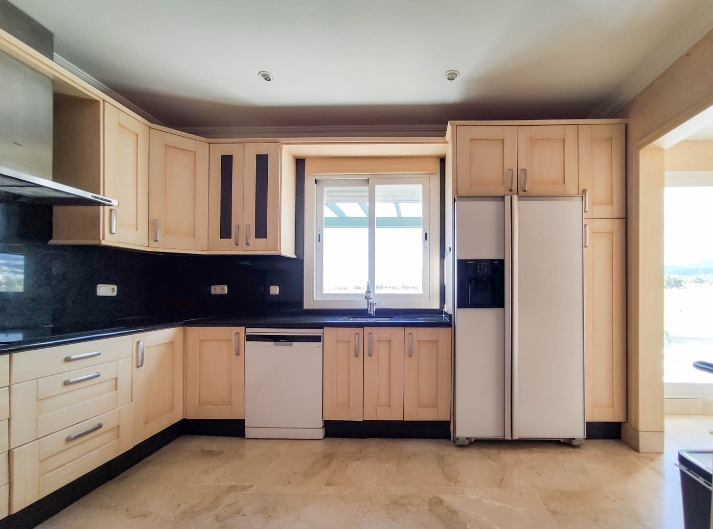 3 slaapkamer Penthouse te koop in Marbella met zwembad garage - € 999.000 (Ref: 9543097)